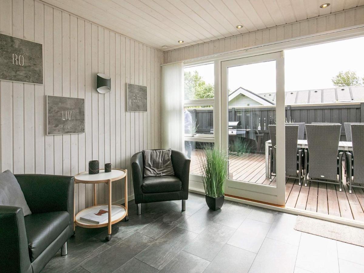 6 Person Holiday Home In Hemmet Екстер'єр фото