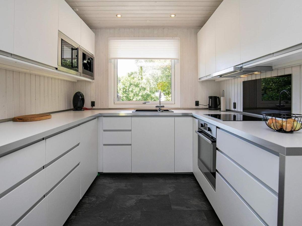 6 Person Holiday Home In Hemmet Екстер'єр фото